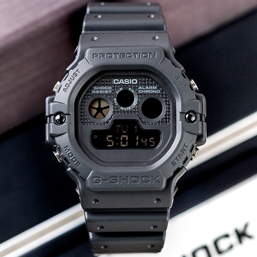 熱銷推薦】G-SHOCK DW-5900BB-1 霧面質感潮流橡膠腕錶/黑DW-5900BB-1DR