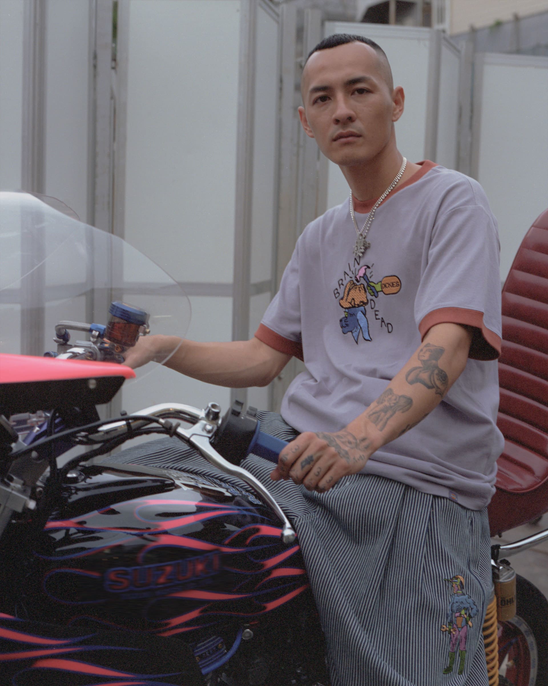 滿版banner