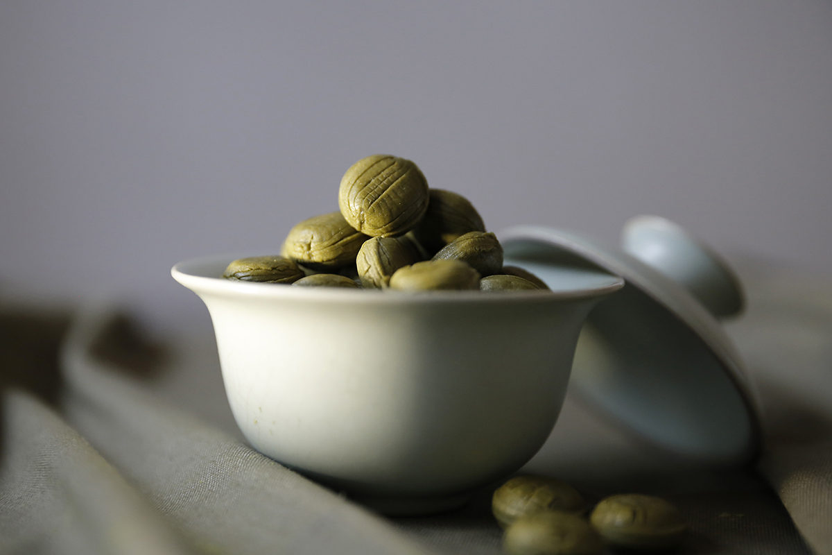 甘樂碧螺春茶糖 | 改變生命的豆漿店 如果喜歡這樣的茶香好味道,我們還有推出「吃好點」禮盒,裡面有「香香豆纖營養餅」、「三峽碧螺春茶糖」、「青仁黑豆茶包」的完美午茶組合!送禮送健康美味的午茶!歡迎來逛逛! | 改變生命的豆漿店