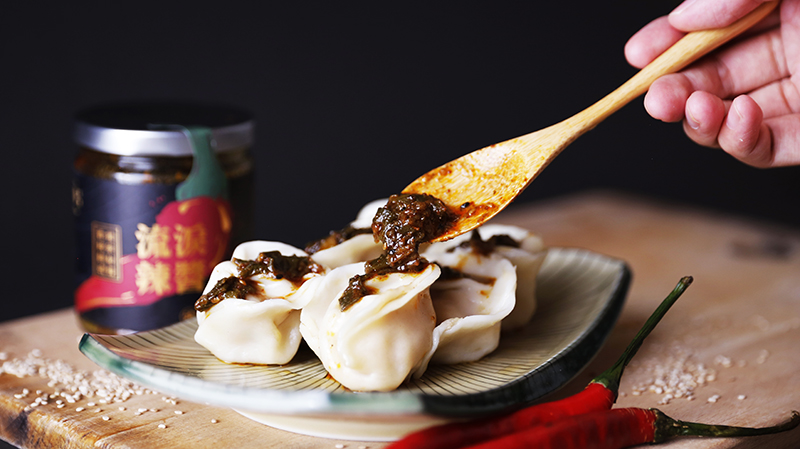 「當甘樂食堂遇見勝利廚房,攜手打造社區的良善循環。」此次很榮幸可以與致力於推動食品安全、協助身障弱勢者在地就業的「勝利廚房」結盟,甘樂食堂與勝利廚房擁有共同理念,守護家人的健康,從飲食做起。 | 改變生命的豆漿店 「當甘樂食堂遇見勝利廚房,攜手打造社區的良善循環。」此次很榮幸可以與致力於推動食品安全、協助身障弱勢者在地就業的「勝利廚房」結盟,甘樂食堂與勝利廚房擁有共同理念,守護家人的健康,從飲食做起。 | 改變生命的豆漿店