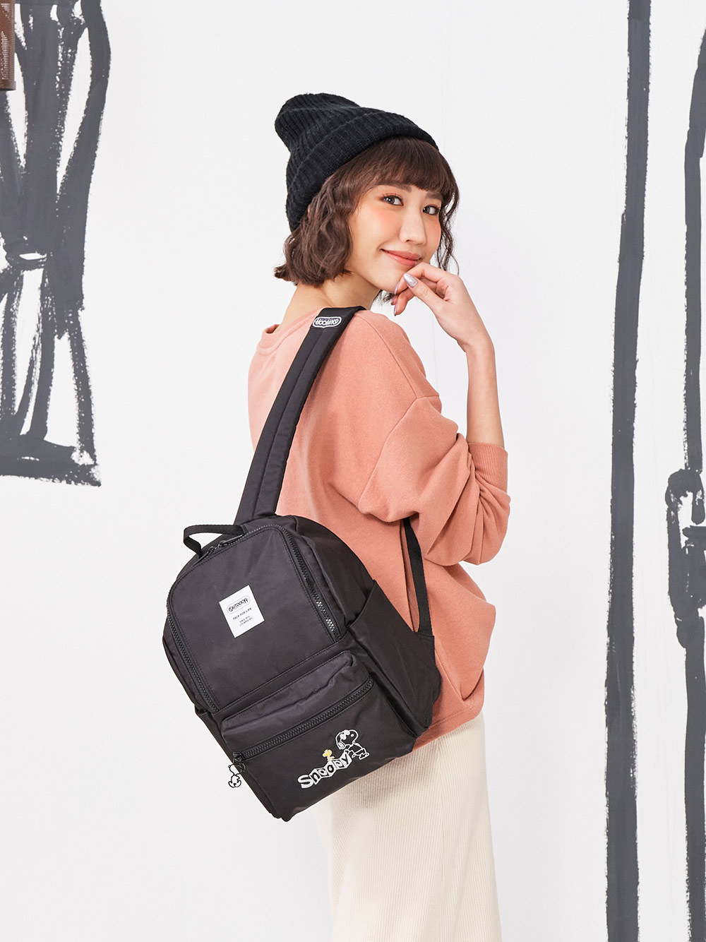 【OUTDOOR】SNOOPY聯名款Lady系列後背包-大-黑色 ODP20C01BK