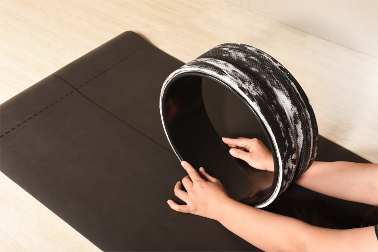 依芙特-雲彩專業瑜珈輪-FunSport fit-( Yoga Wheel/瑜伽輪 /Yoga Wheel Exercises)