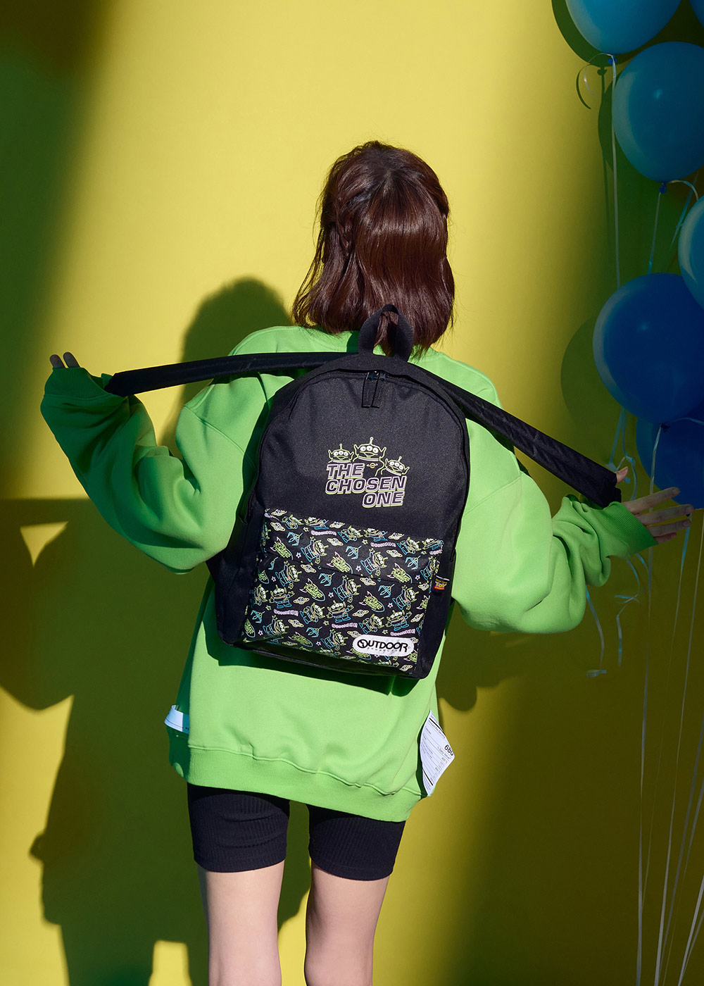 【OUTDOOR】DISNEY聯名款霓虹三眼怪系列後背包-黑色 ODDY21A01BK