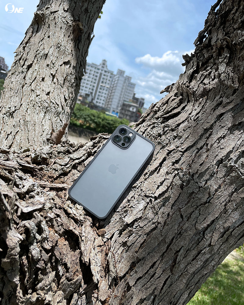 【圓一|軍功玻璃防護殼】高鋁規玻璃全機包覆手機殼 支援MagSafe 防摔殼保護殼 IPHONE【米米科技】
