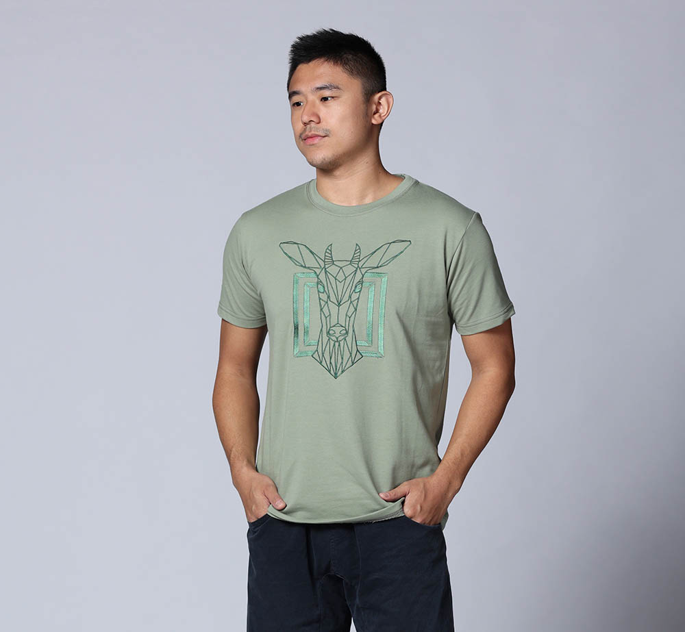 幾何山羊刺繡中性款TEE