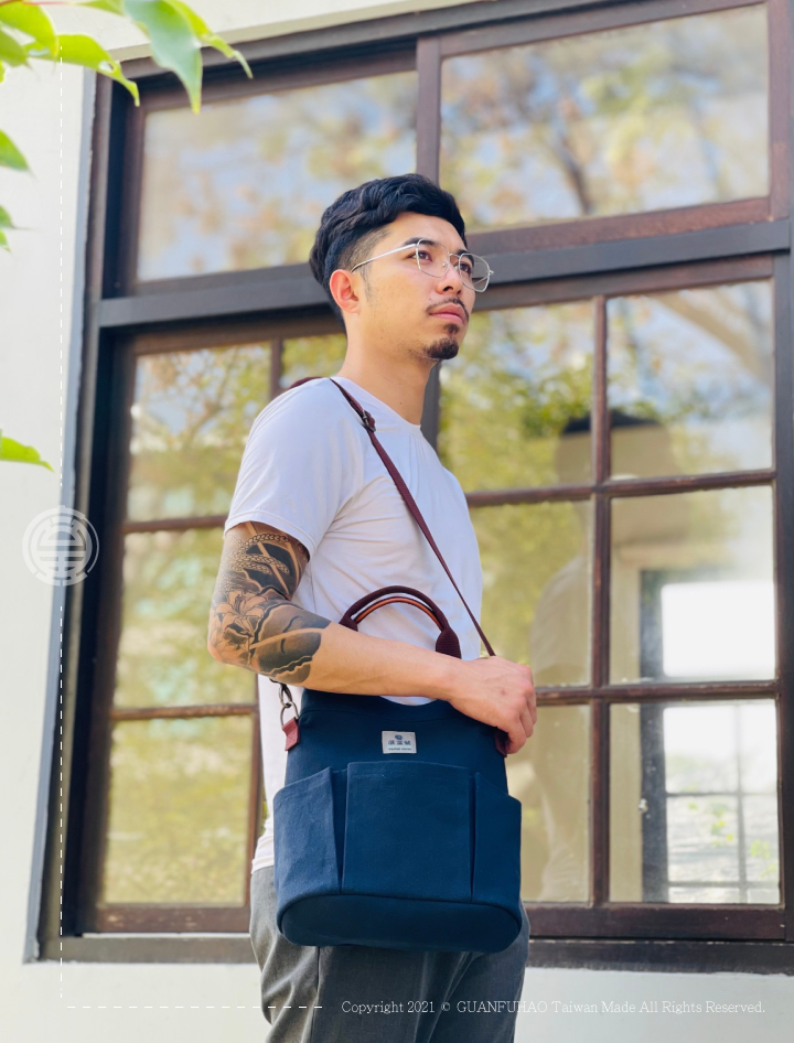 Guangfu canvas bag gift round curve bucket bag side backpack - Messenger Bags & Sling Bags - Cotton & Hemp