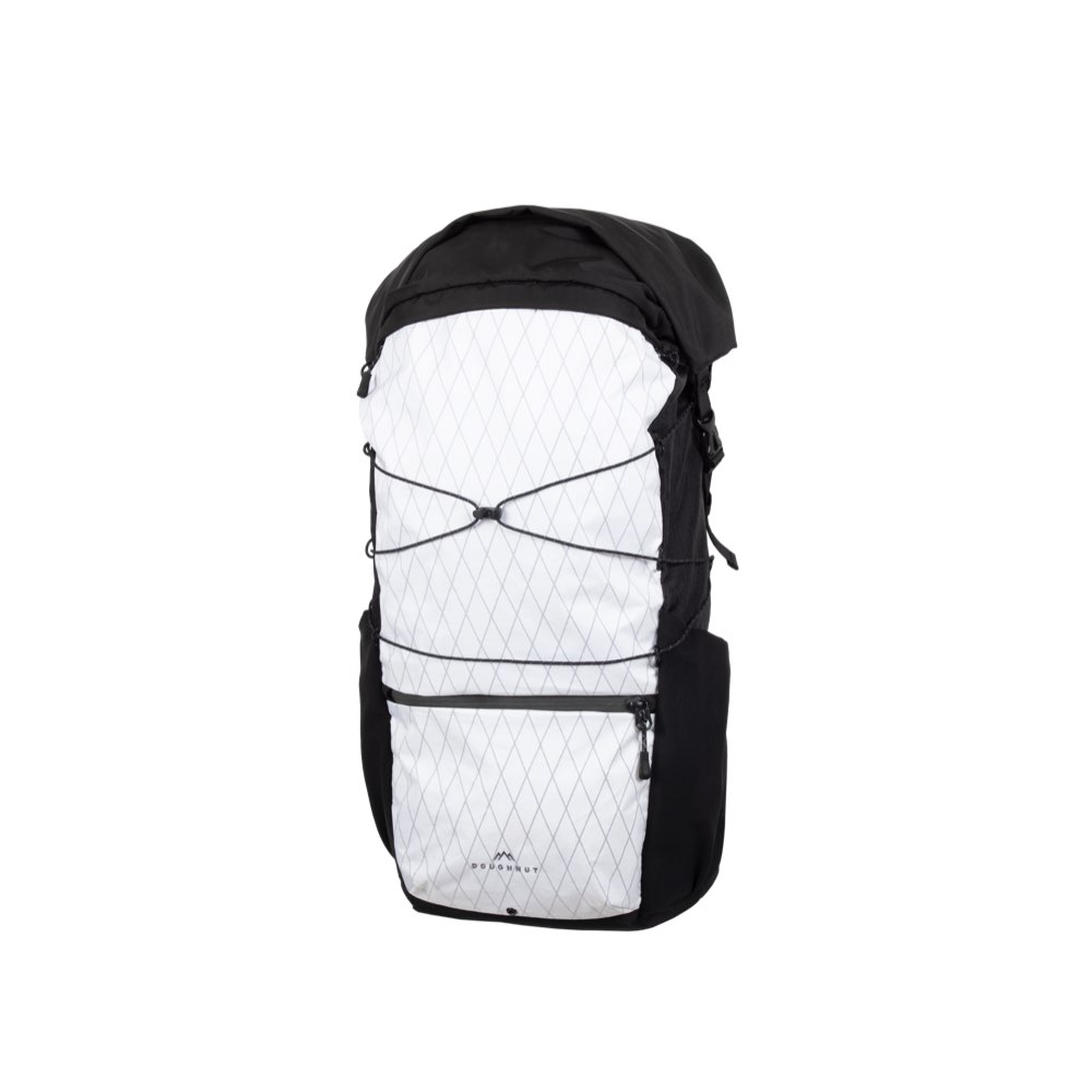 【DOUGHNUT】Water-repellent, extra light and tear-resistant large backpack WANDERLUST multi-compartment-white - Backpacks - Nylon White
