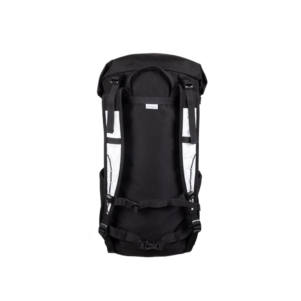 【DOUGHNUT】Water-repellent, extra light and tear-resistant large backpack WANDERLUST multi-compartment-white - Backpacks - Nylon White
