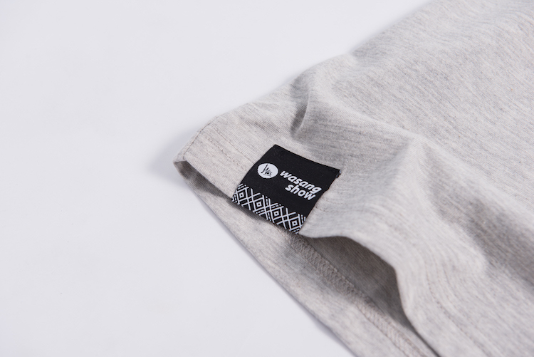 大冠鷲植絨TEE中性款(灰) 大冠鷲植絨TEE中性款(灰)