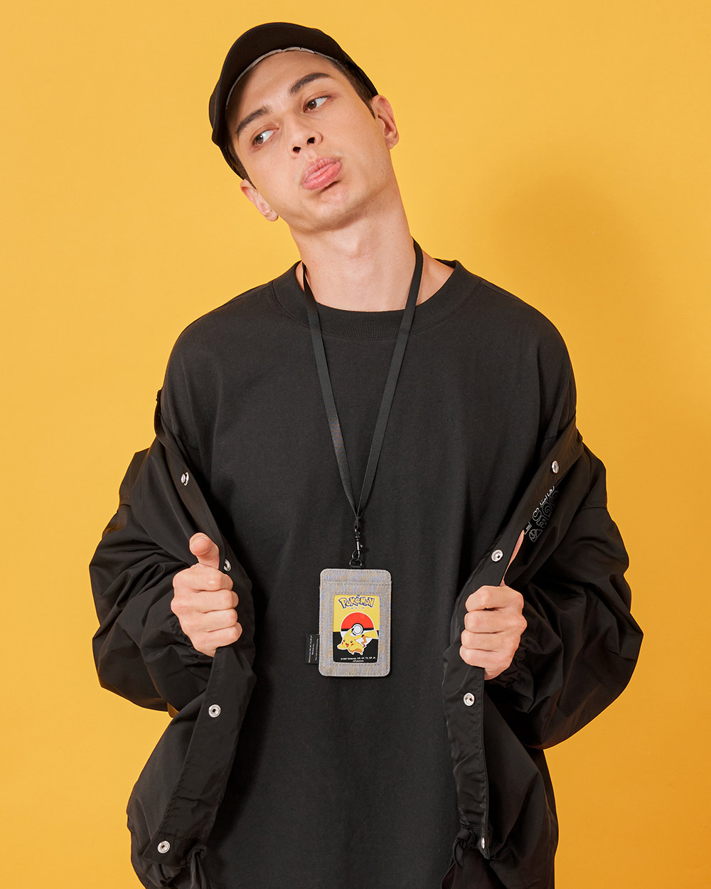 【OUTDOOR】寶可夢Pokemon-噴火龍票卡證件套-灰色 ODGO22E07GY