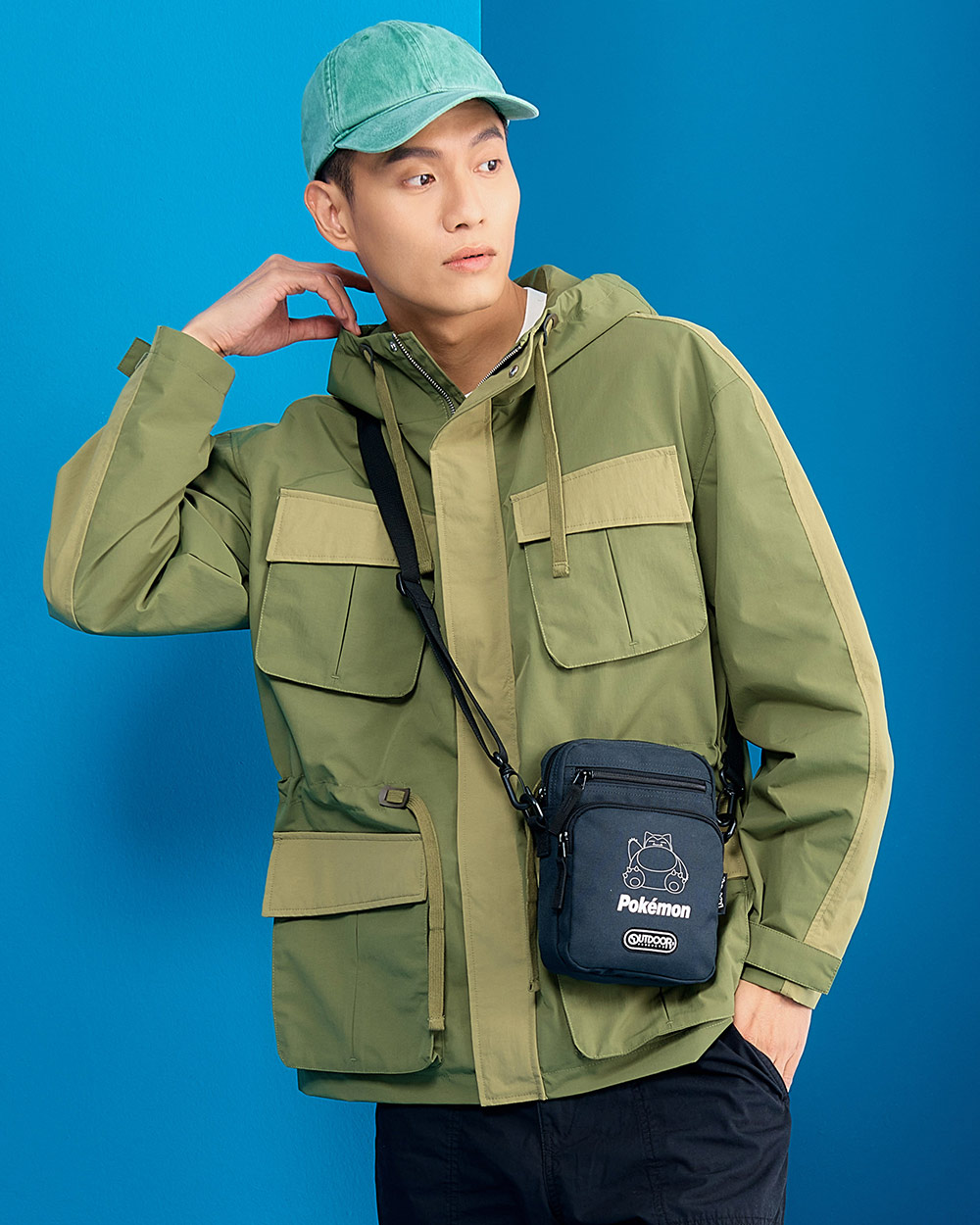 【OUTDOOR】寶可夢Pokemon夜光卡比獸直式側背包-碳灰色 ODGO22O03CL