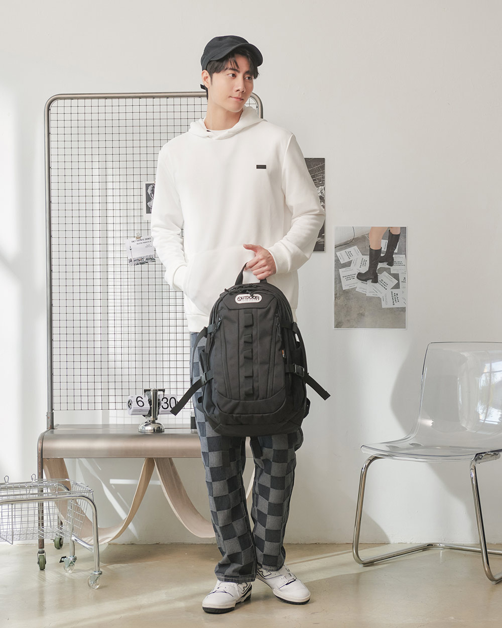 【OUTDOOR】風格前線-14吋電腦後背包-黑色 OD143117BK