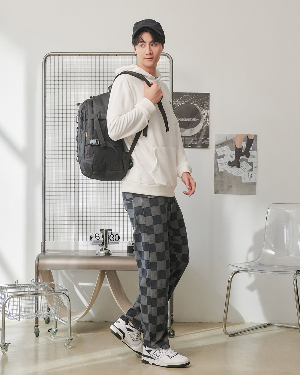 【OUTDOOR】風格前線-14吋電腦後背包-黑色 OD143117BK