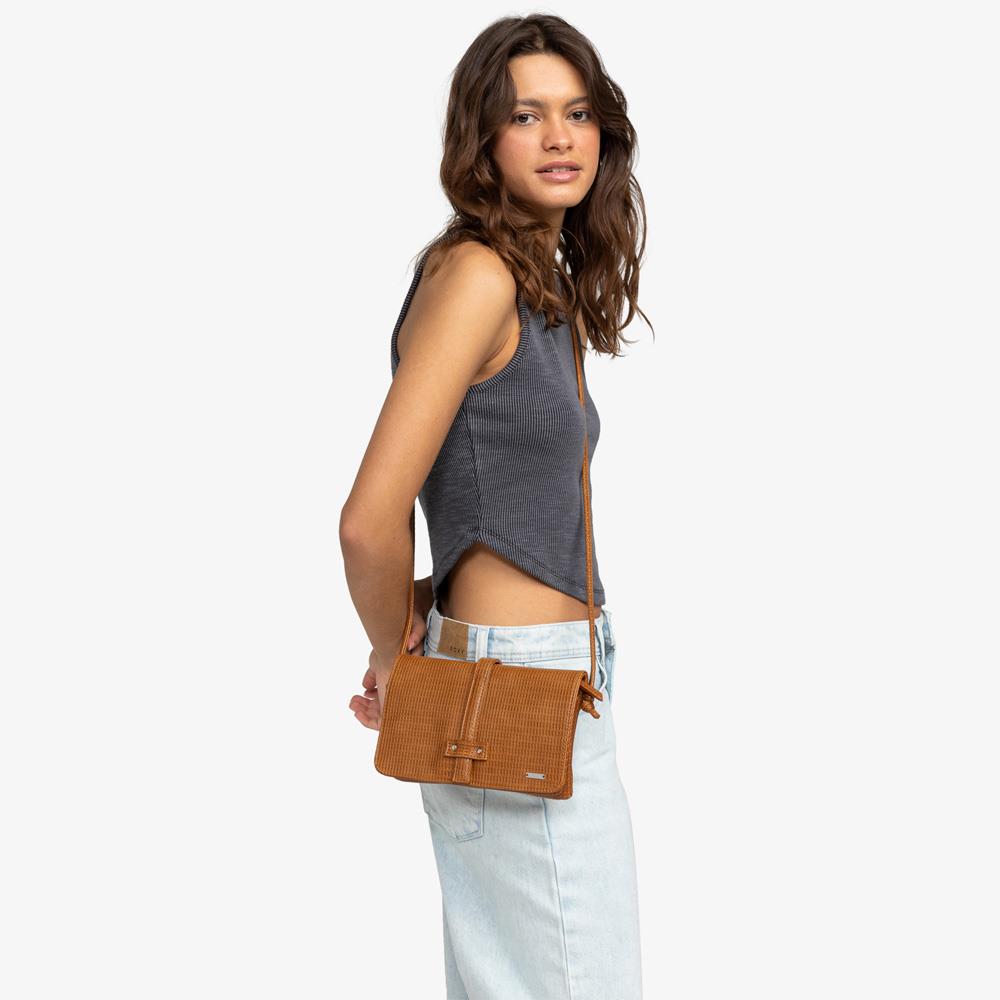 【ROXY】SINGING WAVES CROSSBODY 肩背包 咖啡色(ERJBP04748)