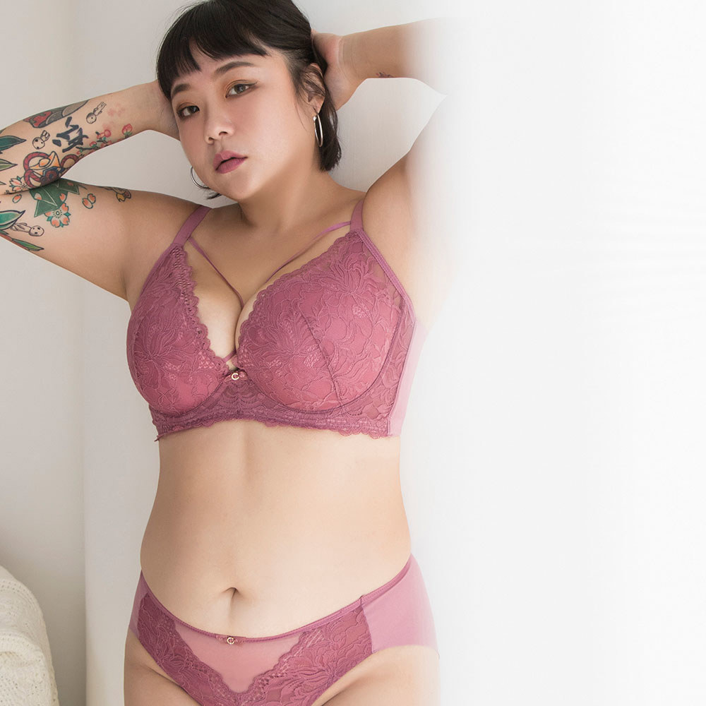 內衣【美圖 2CUP】深V飽滿鋼圈內衣(櫻桃紅)