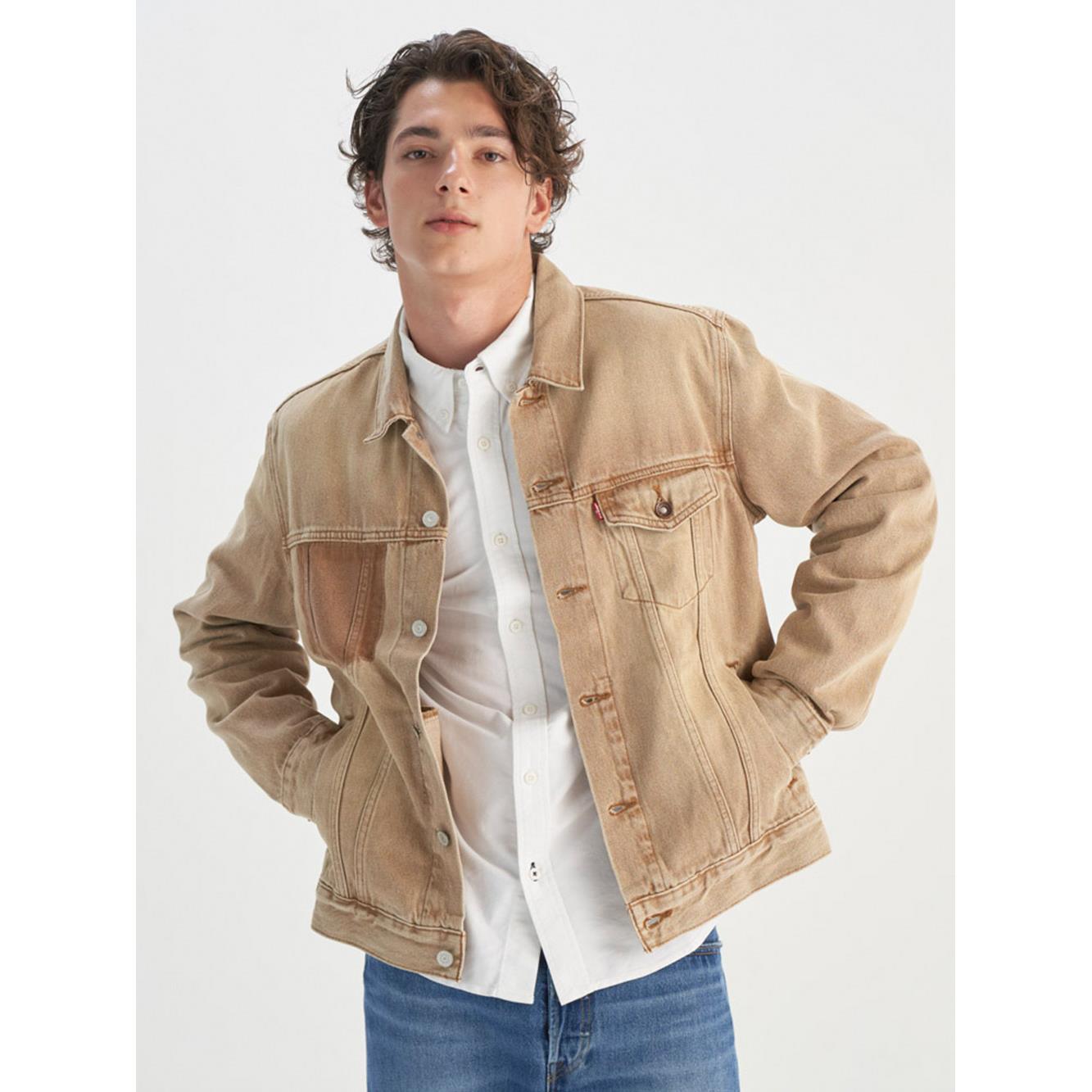 Levi’s® 男款 TYPE III 牛仔外套 單寧外套 復古寬鬆版型 沙漠卡其色  熱賣單品