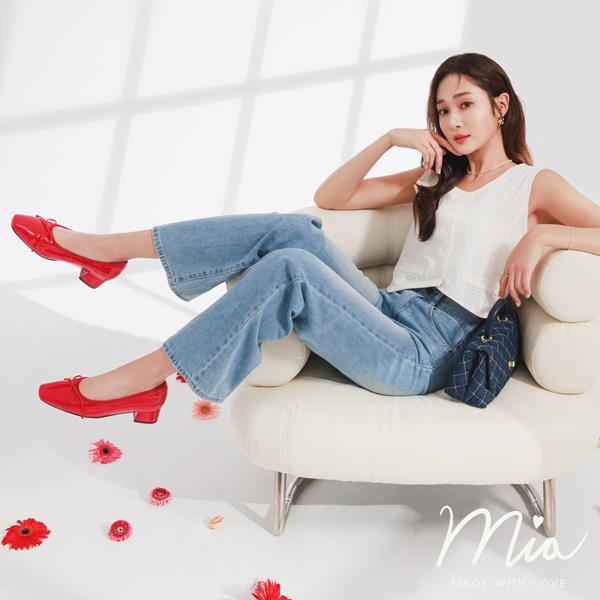 🤎付清節專區最高75折🤎ANNSTAR 子芯Mia聯名-女伶圓舞曲蝴蝶結芭蕾舞娃娃鞋4cm-紅