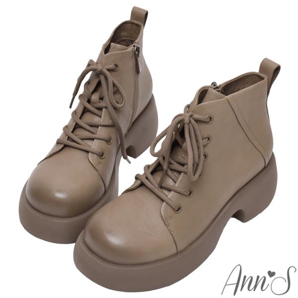 🎁買就送鞋撐🎁Ann’S復古擦色牛皮小男孩6孔綁帶厚底短靴6cm-卡其(版型偏小)