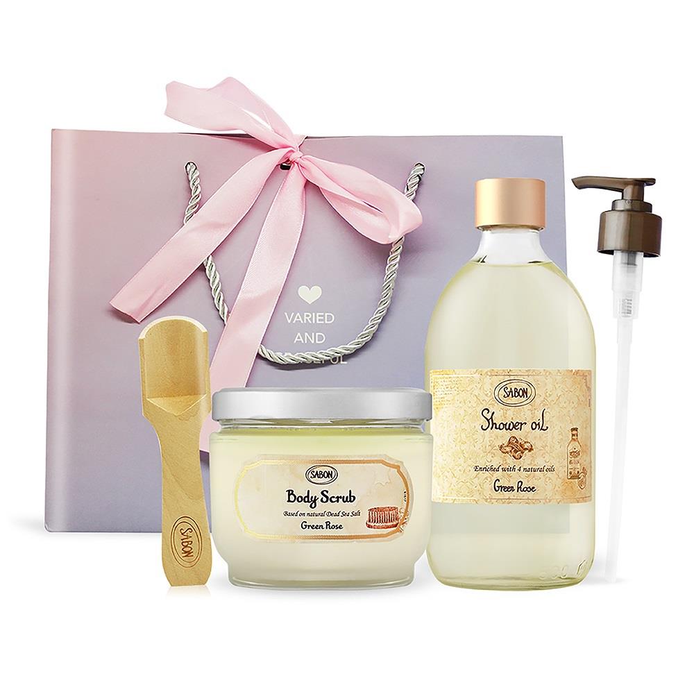 【SABON】以色列綠玫瑰明星二部曲香氛組([沐浴油500ml+磨砂膏600g+壓頭+木勺+提袋]-國際航空版)