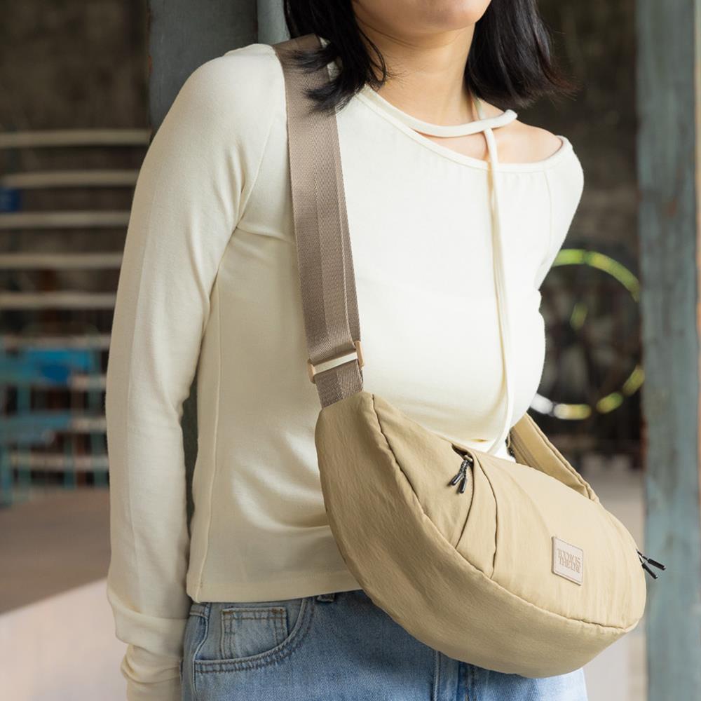 Today is the day－K14 Lunar Sling｜便行包－卡其色－3L