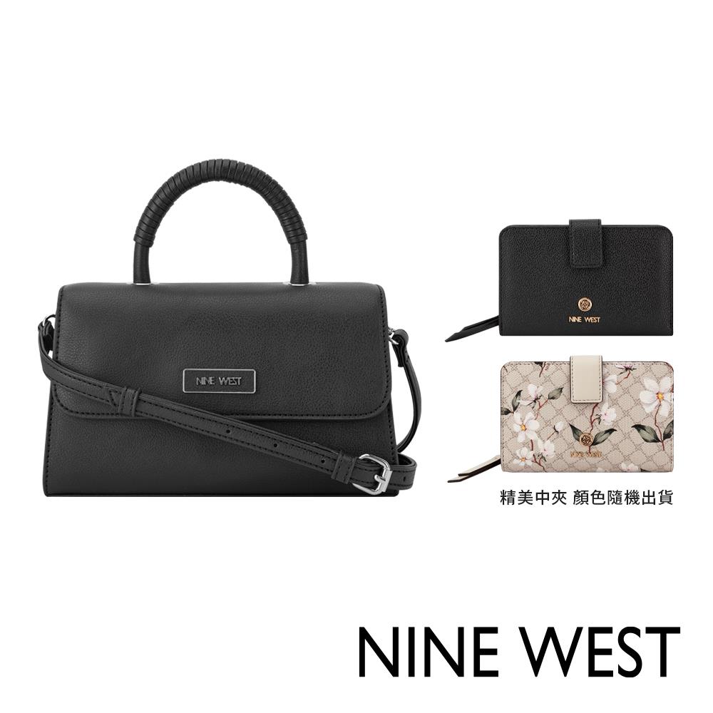 【NINE WEST】掀蓋斜背包-黑色 品牌短夾(193314192407 (1403147))