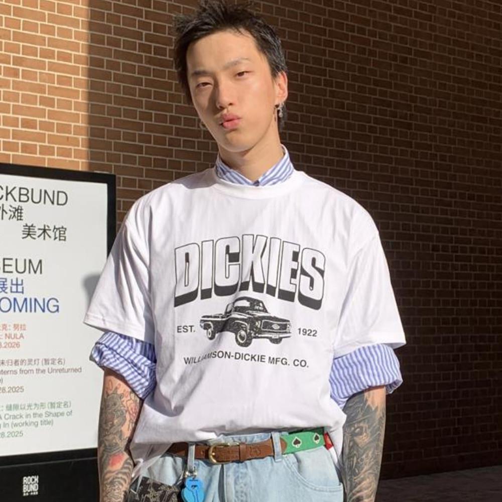 Dickies男女款白色吸濕排汗背部大圖案印花設計休閒短袖T恤|DK0A887QC4D