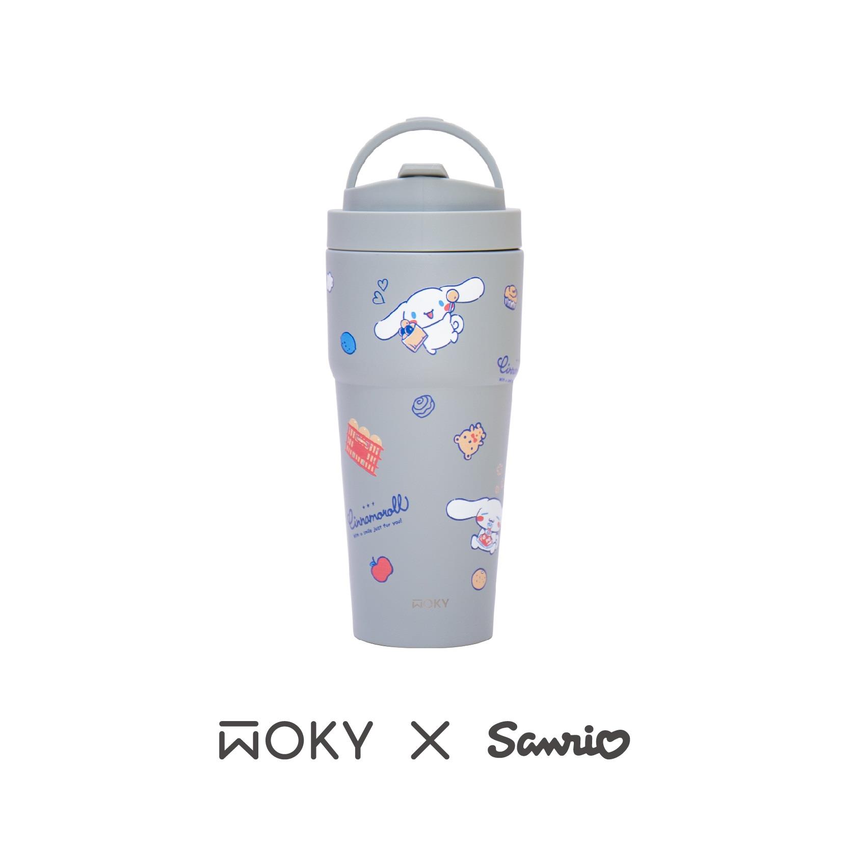 【WOKY沃廚】渾圓杯鈦陶瓷款蹦跳玩台灣紺青藍(WOKY X SANRIO，770ml附彈跳＆矽膠粗吸管)