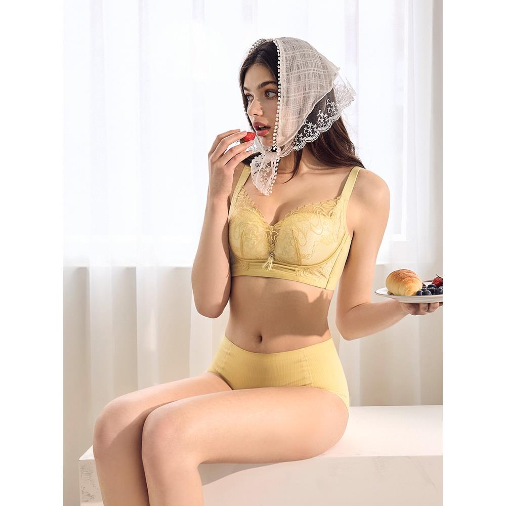 法式蕾絲美型蠶絲內襯無鋼圈內衣(M-3L)
