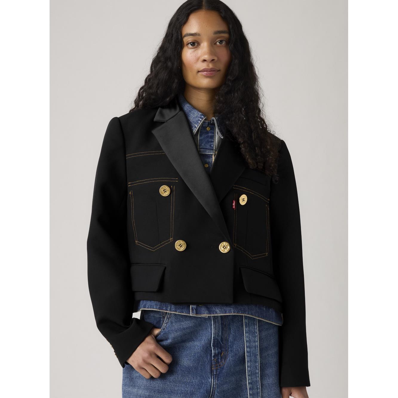 Levi’s® X Sacai  丹寧 x 馬提拉塞斜紋開岔西裝外套 人氣新品