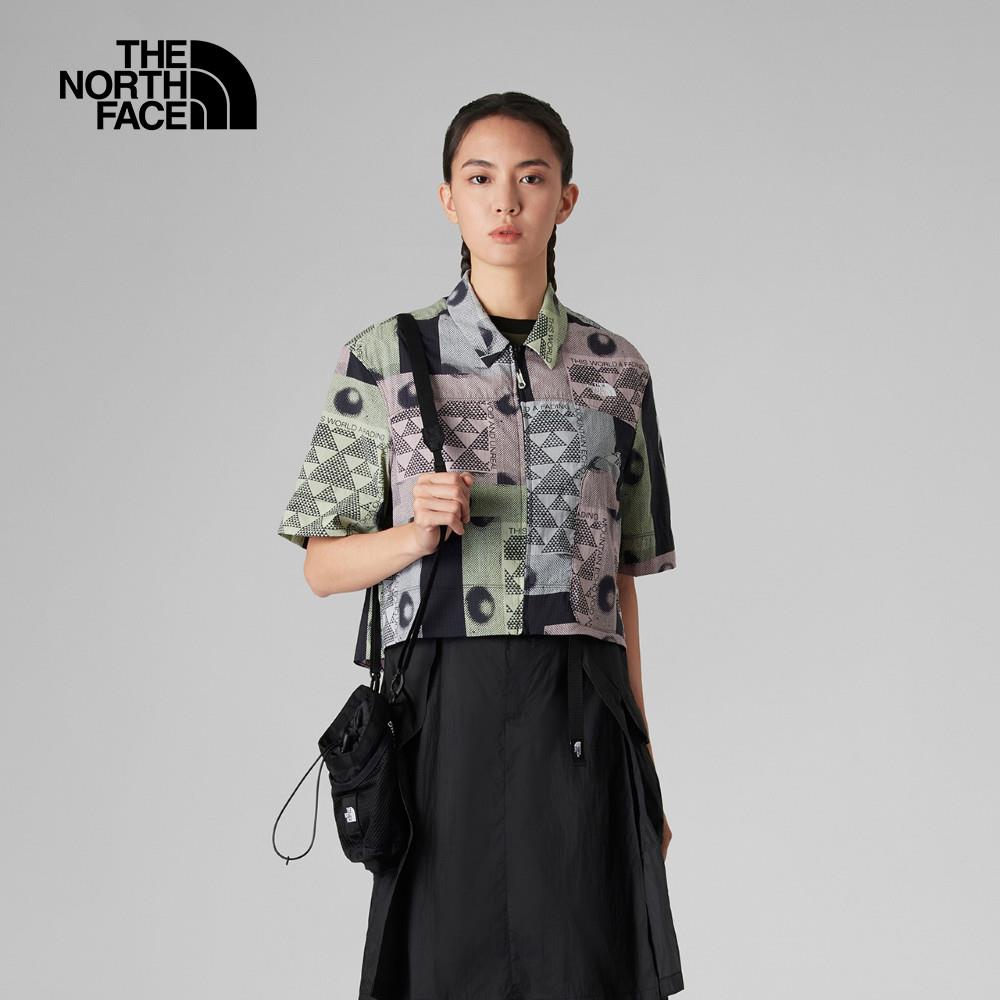 The North Face北面UE女款宇宙黑印花短袖襯衫｜8CUCJK3