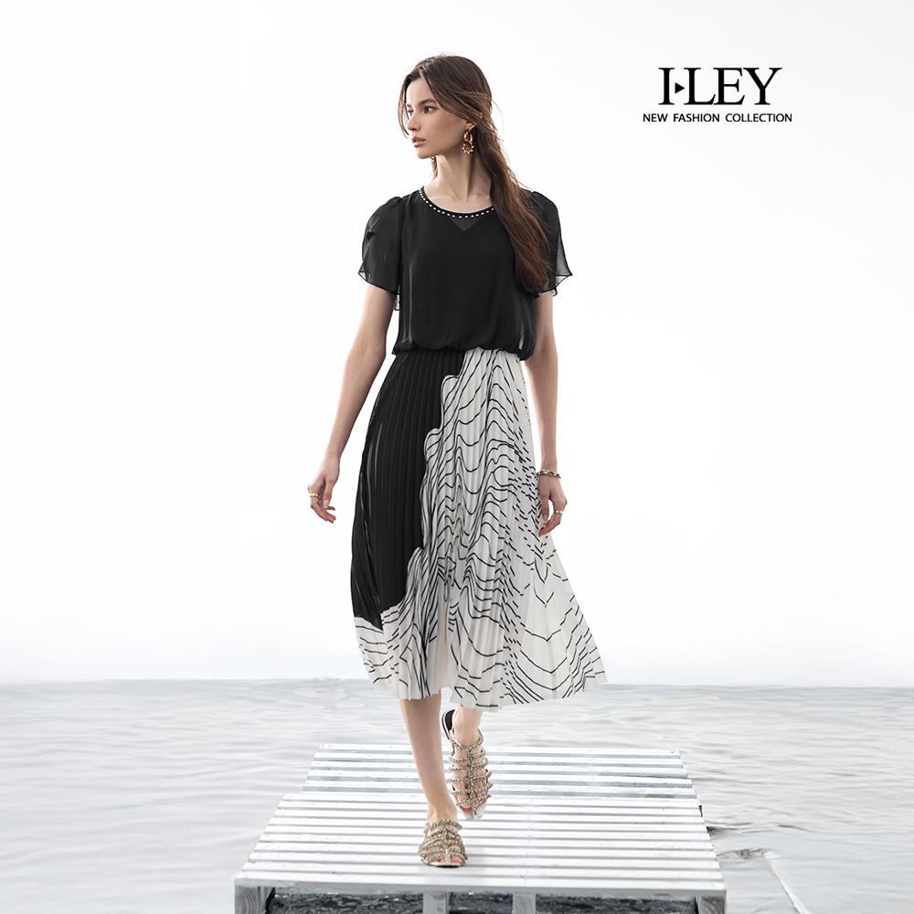 ILEY伊蕾 線條印花壓褶假兩件洋裝(黑；M-XL)