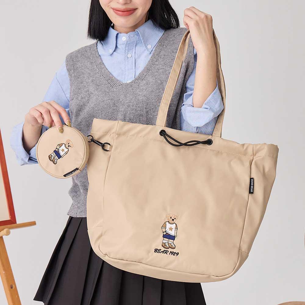 天藍小舖-GUOO BEAR刺繡小熊肩背尼龍子母托特包-共2色-$990【A15153126】