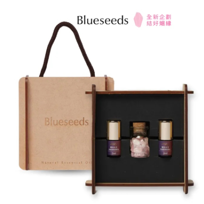 【Blueseeds】粉水晶好人緣魅力精油禮盒(女王特調滾珠精油(2ml) x2入、粉水晶瓶(10g) x1、手工木盒 x1)