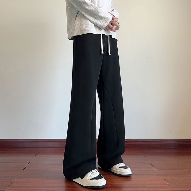 潮流微喇運動休閒褲 棉褲 運動褲 彎刀褲 工作褲 休閒長褲 寬鬆直筒 男生長褲【NZK24030】