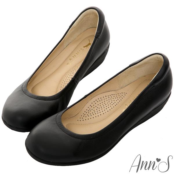 Ann’S奔跑彈力款全真羊皮楔型包鞋4cm-黑