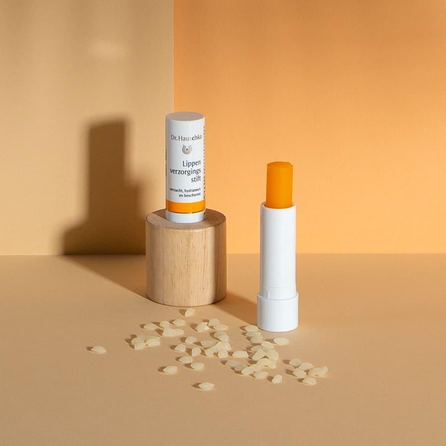84折｜德國世家-律動護唇棒4.9ml