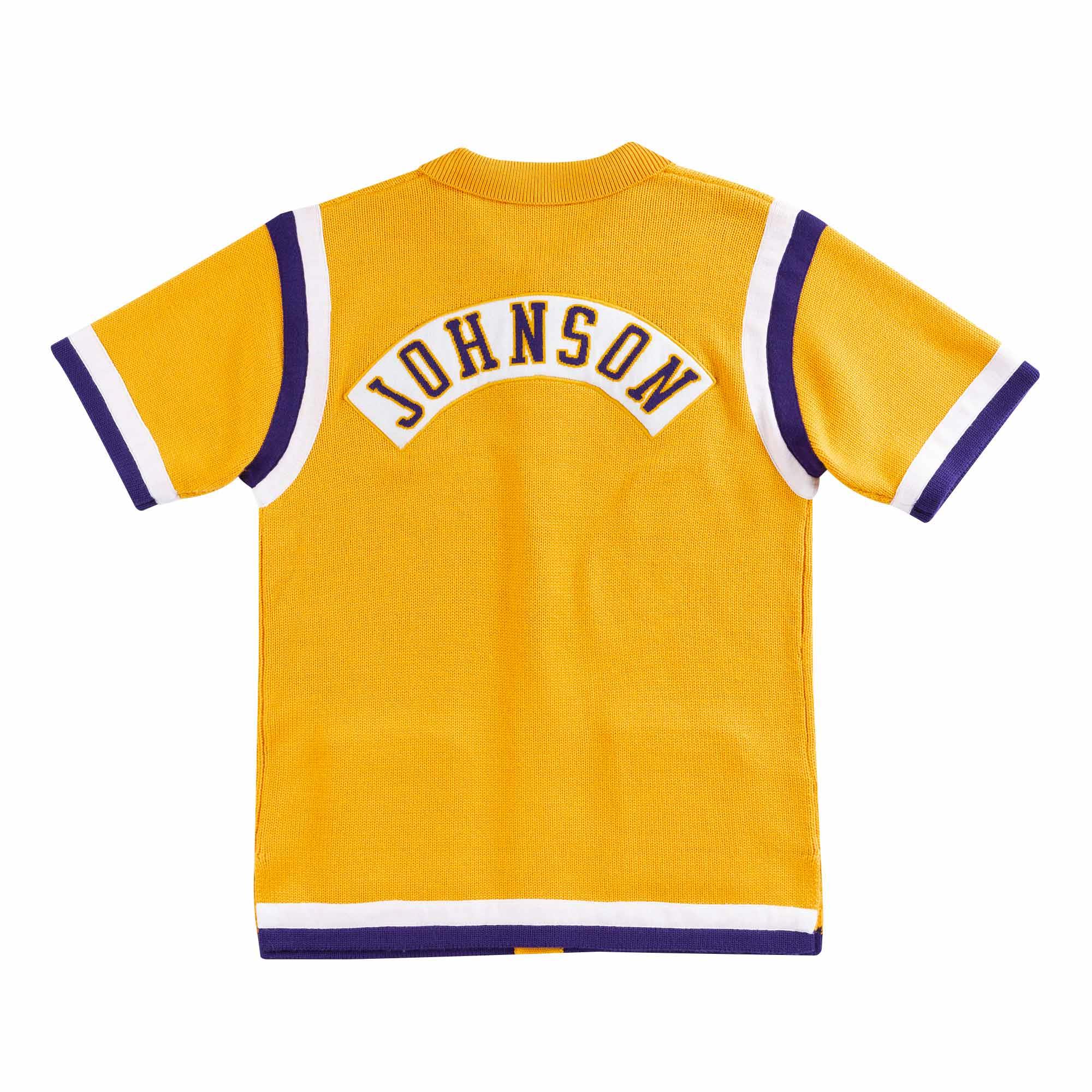 Magic johnson shooting store shirt