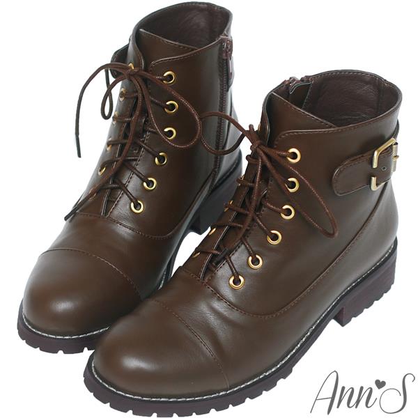 Ann’S個性元素-古銅C釦層次縫線側拉鍊綁帶低跟短靴-咖