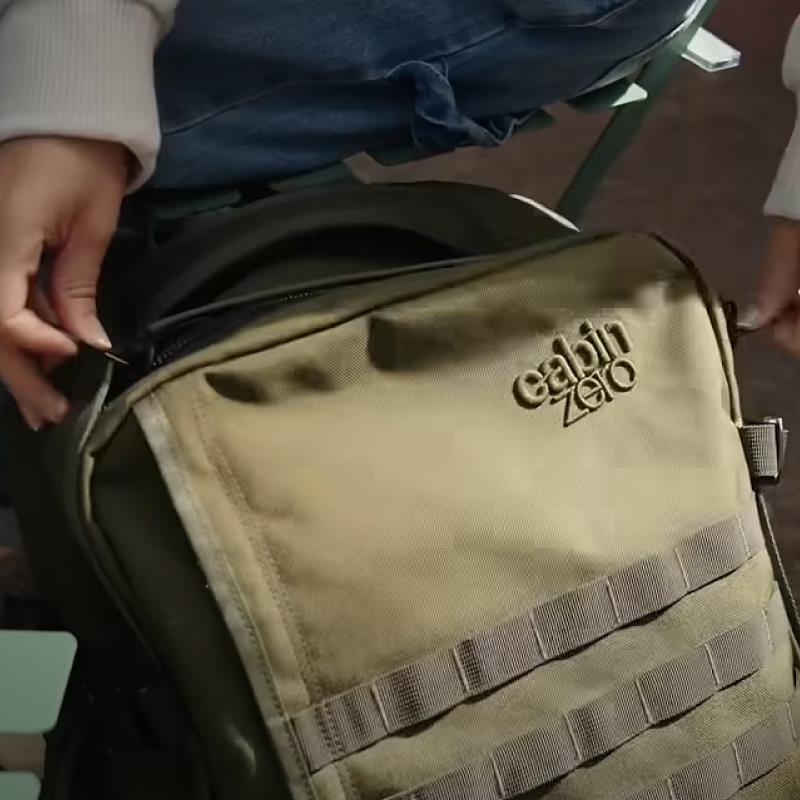 (預購)【CabinZero】英國輕旅登機後背包44L - 軍用款(綠)2.0