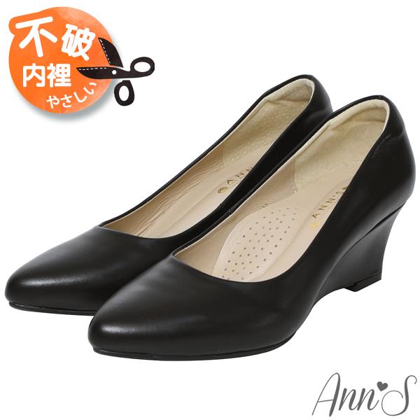 Ann’S通勤魅力-精品小羊皮楔型坡跟尖頭包鞋5.5cm-黑