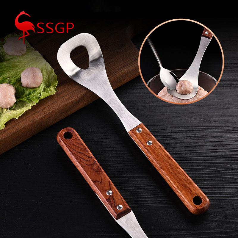 304不鏽鋼肉丸製作器 三四鋼 SSGP 花梨木手柄肉丸勺 廚房丸子擠壓器 快速做肉丸蝦滑【ZQ0410】《約翰家庭百貨