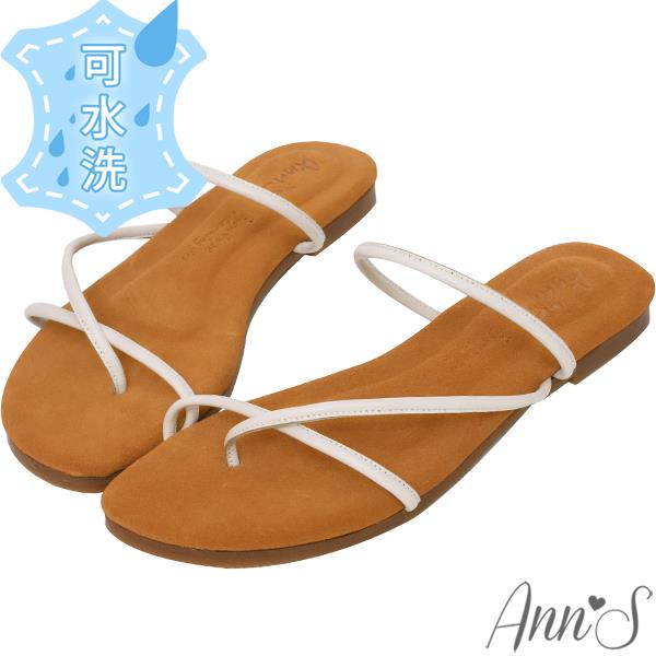 Ann’S水洗牛皮-簡單不簡單圓條夾腳細帶小羊皮平底涼拖鞋-米白
