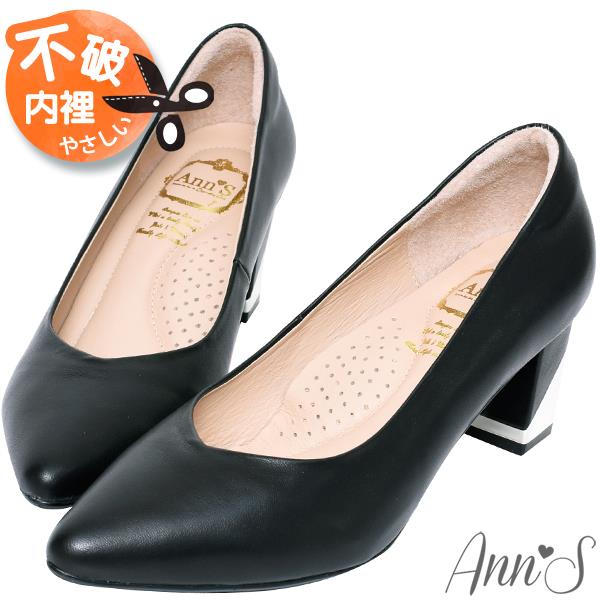 🎁買就送鞋撐🎁Ann’S上班族必備-小羊皮顯瘦V口電鍍尖頭粗跟包鞋6cm-黑