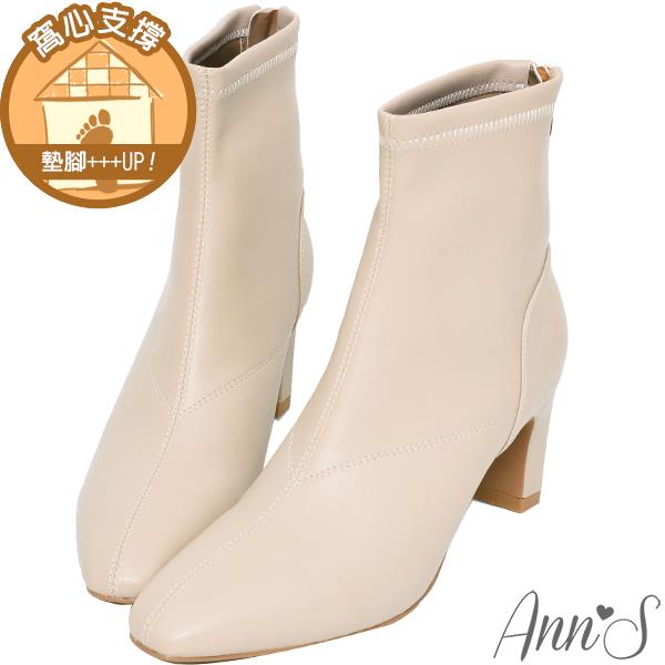 Ann’S充滿自信-美型貼腿剪裁方頭扁跟短靴6cm-杏灰