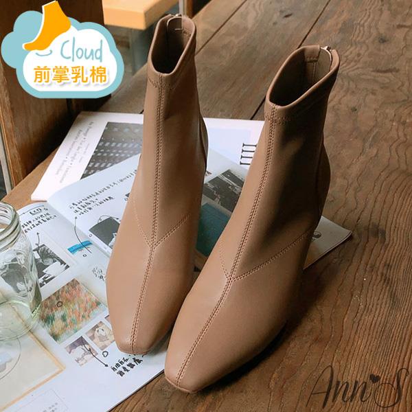 🥳滿額現折$1000🥳Ann’S充滿自信-美型貼腿剪裁方頭扁跟短靴6cm-可可