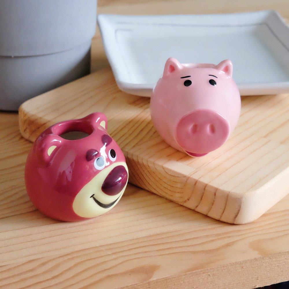 《玩具總動員》🇯🇵日本商品 陶瓷牙刷架 熊抱哥 火腿豬 衛浴 家飾 禮品