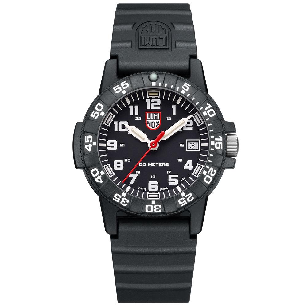 Leatherback Sea Turtle 革龜系列腕錶 (39mm) - 黑x白 / 0301