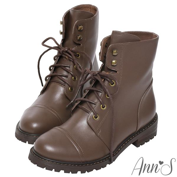 🍎任一雙現折$618🍎Ann’S無畏經典-帥氣6孔綁帶小羊皮短靴3.5cm-咖