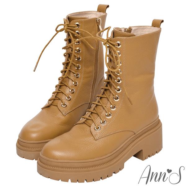 🍎任一雙現折$618🍎Ann’S打造漫畫腿-全真皮荔枝牛皮11孔綁帶個性輕量厚底軍靴5cm-杏(版型偏小)