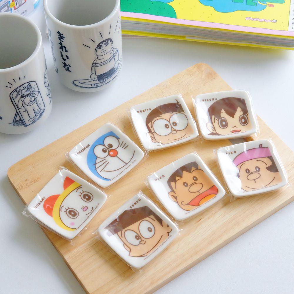 《哆啦A夢》🇯🇵日本商品 角色方型陶瓷醬料碟 小菜盤 DORAEMON 日本製